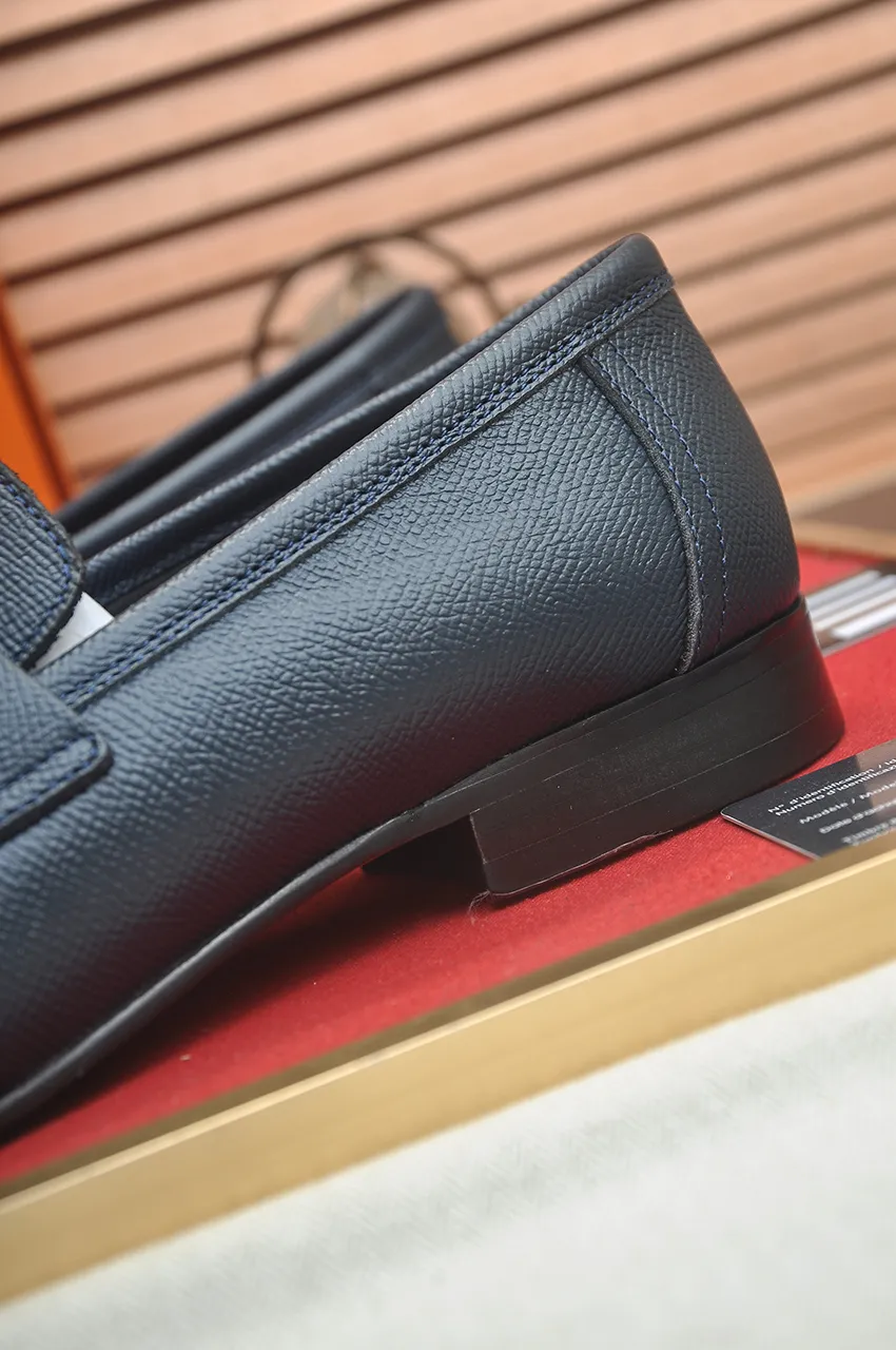 Men's shoes💰540💶[HERMES] (cowhide lining)🍀Italian top luxury🍀He does not pursue novel styles and gorgeous colors, but attracts the favor of successful men with his flawless, elegant and classic style. Formal leather shoes This very comfortable, simple and stable style allows you to easily match any style! The pattern is absolutely 1:1 refined from the original case, and we strive for excellence in materials, imported cowhide + cowhide lining💪💪💪extraordinary texture👍! .Code number: 39-45 (45 customized)